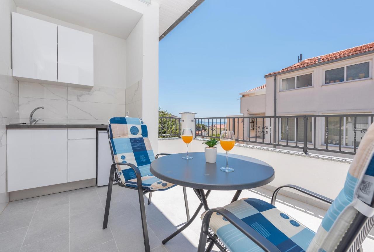 Apartments Petrusic Makarska Exterior photo